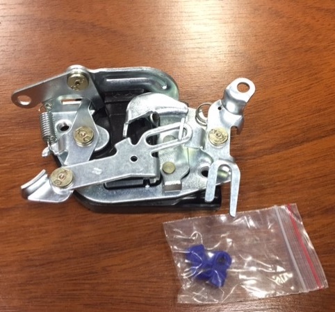 CERRADURA PUERTA DER DAIHATSU DELTA 90