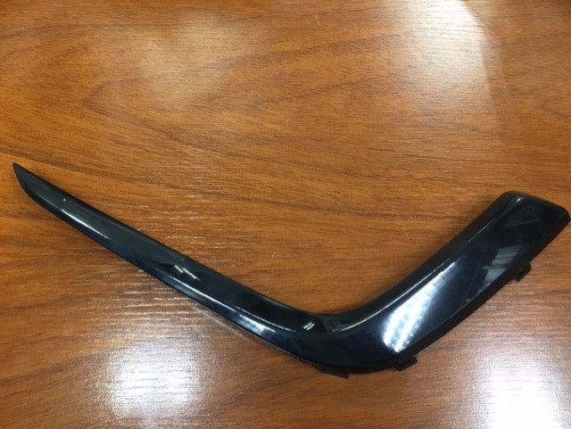 MOLDURA MARCO CAMINERO IZQ SWIFT 15 (NEGRA) ORIG