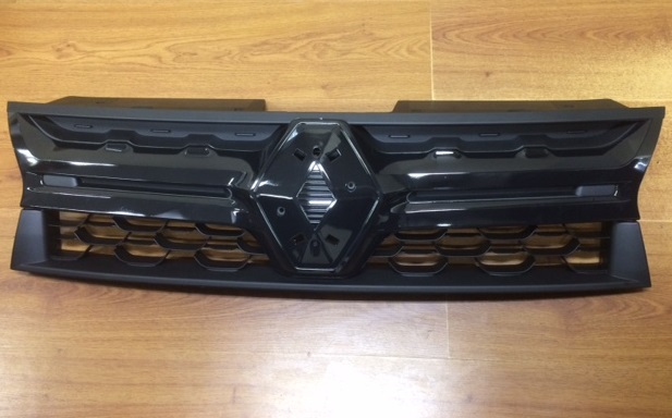 CARETA RENAULT DUSTER 16 (NEGRA) COMPLETA