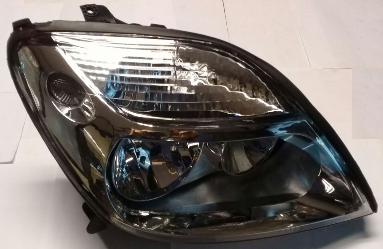 SEMIOPTICA DER RENAULT SCENIC 00 DEPO