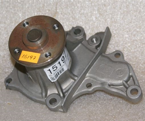 BOMBA AGUA TOYOTA COROLLA 86 N BREME