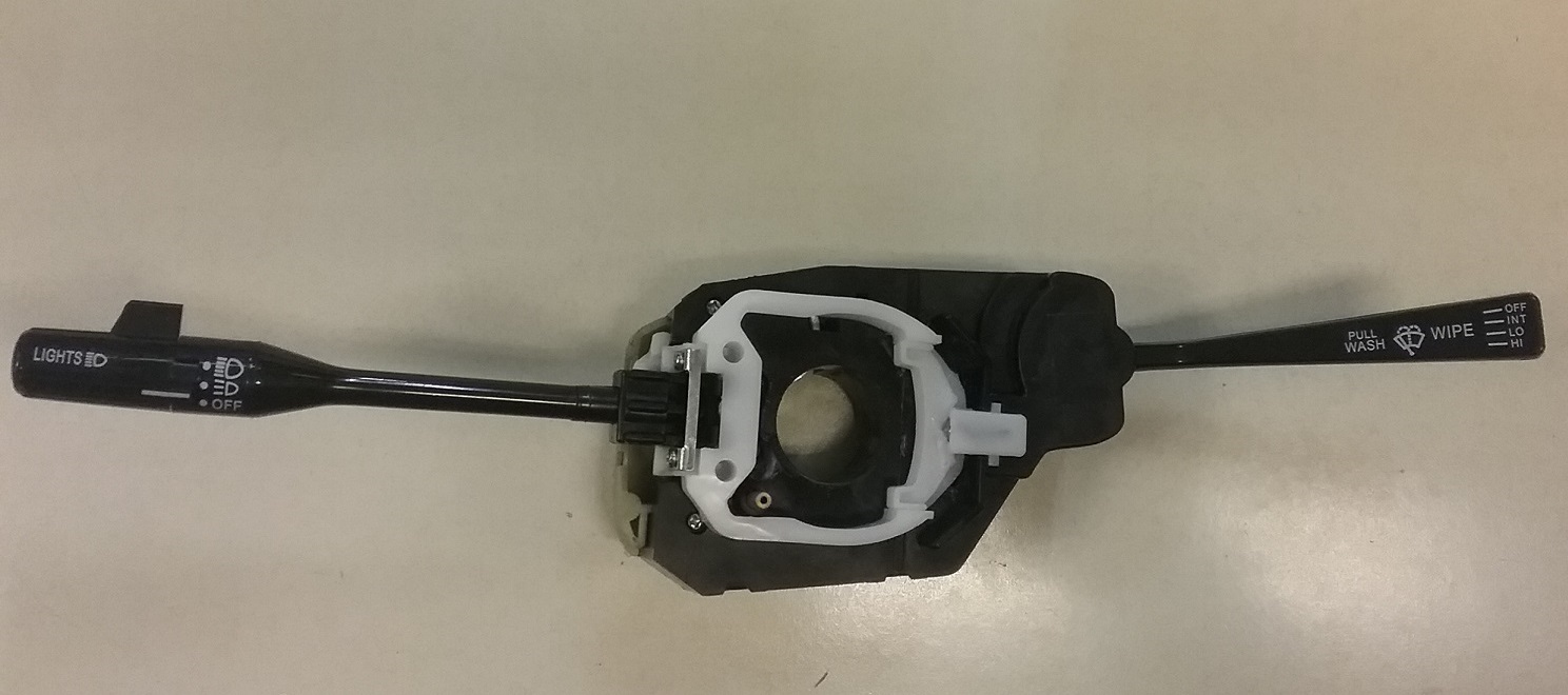 LLAVE LUCES NISSAN 720