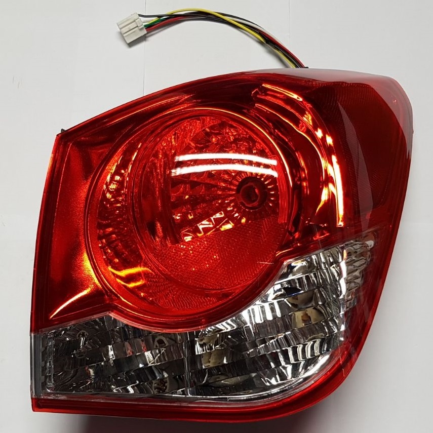 FAROL TRA DER GM CRUZE 09 (SEDAN)
