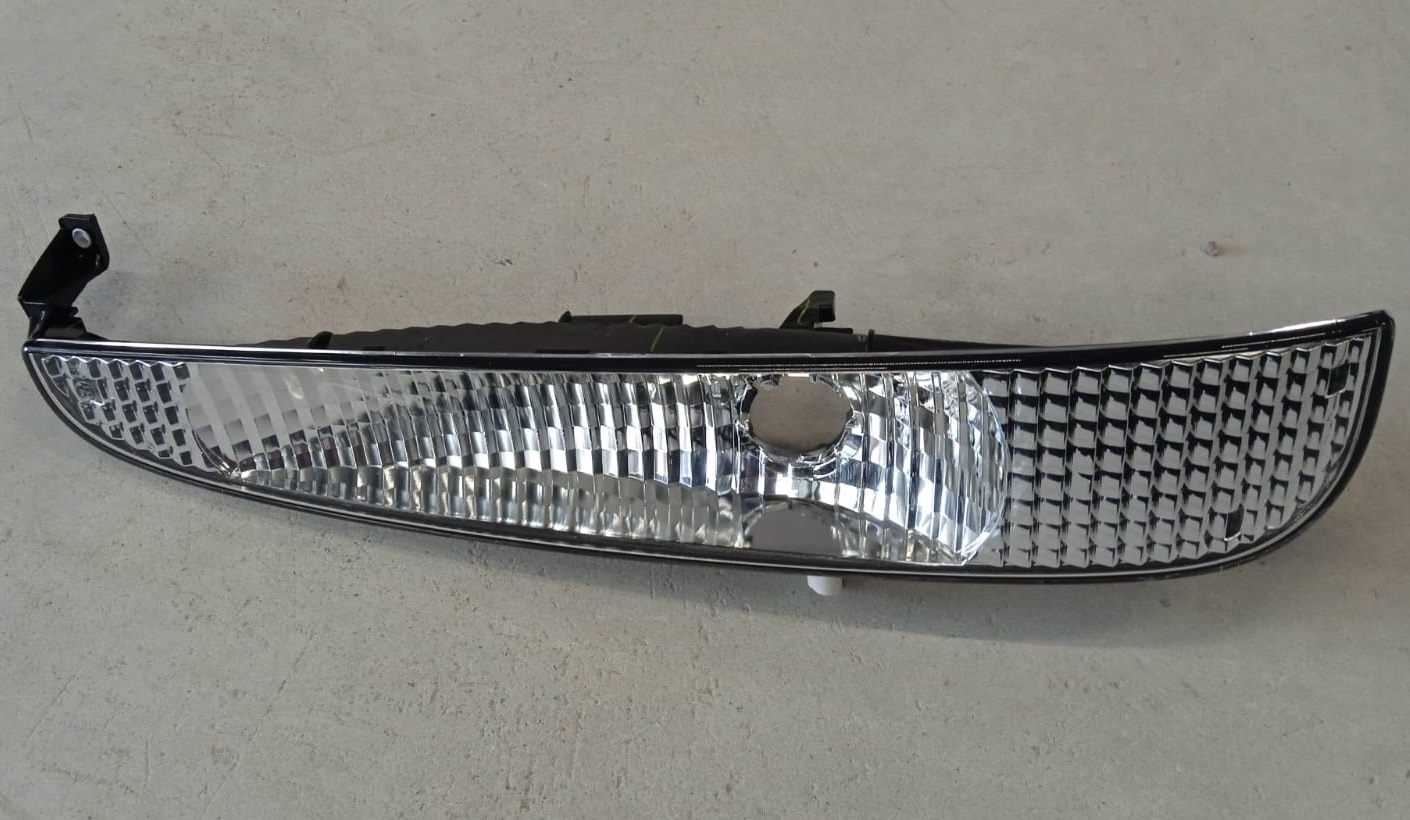 FAROL DEL SUP DER MERCEDES BENZ AXOR DEPO