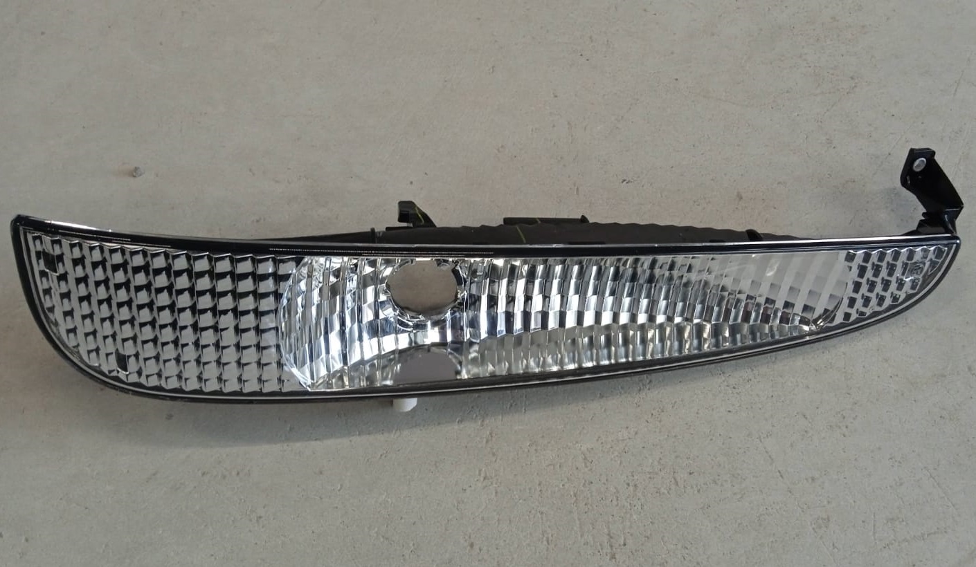 FAROL DEL SUP IZQ MERCEDES BENZ AXOR DEPO
