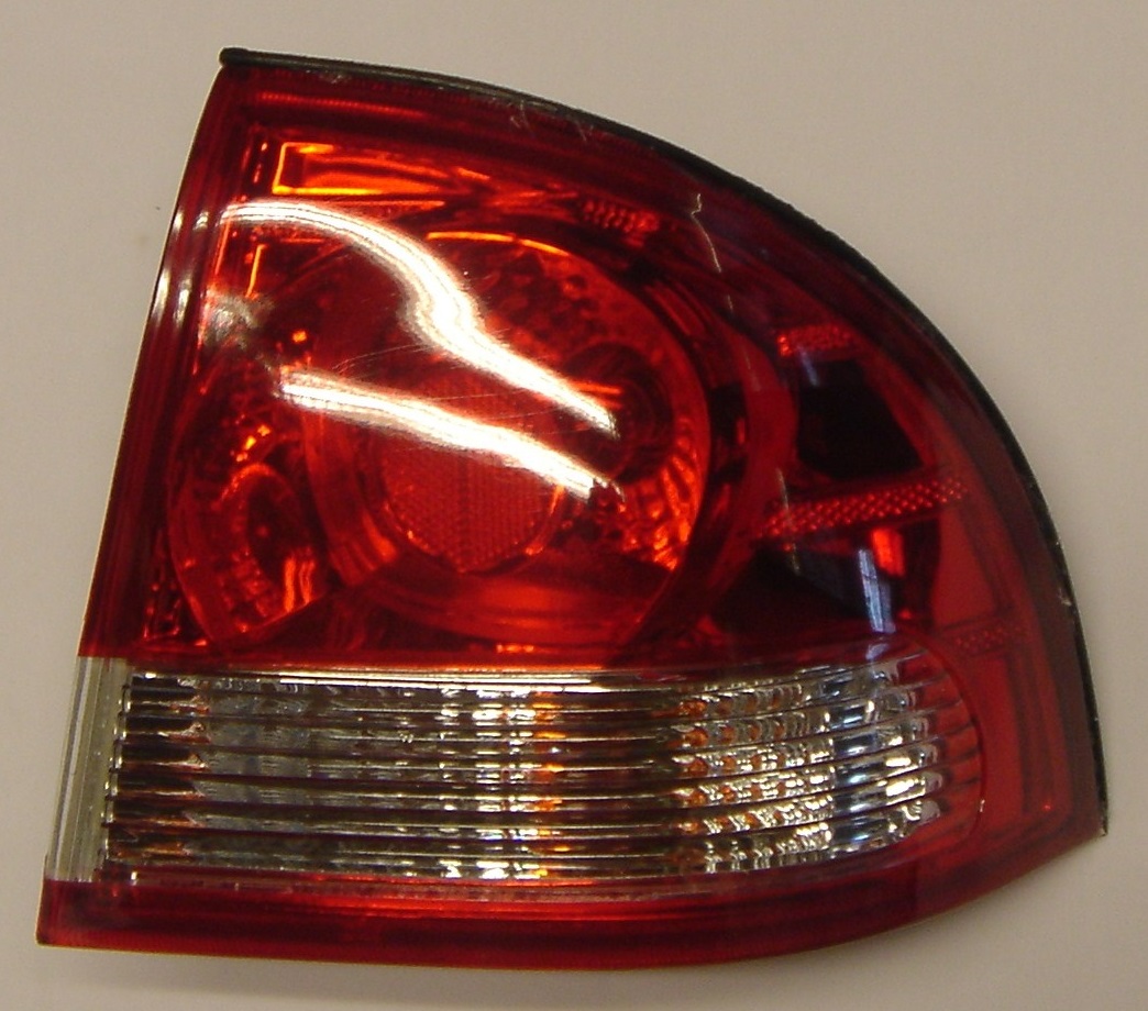 FAROL TRA DER GM CORSA 11 SEDAN