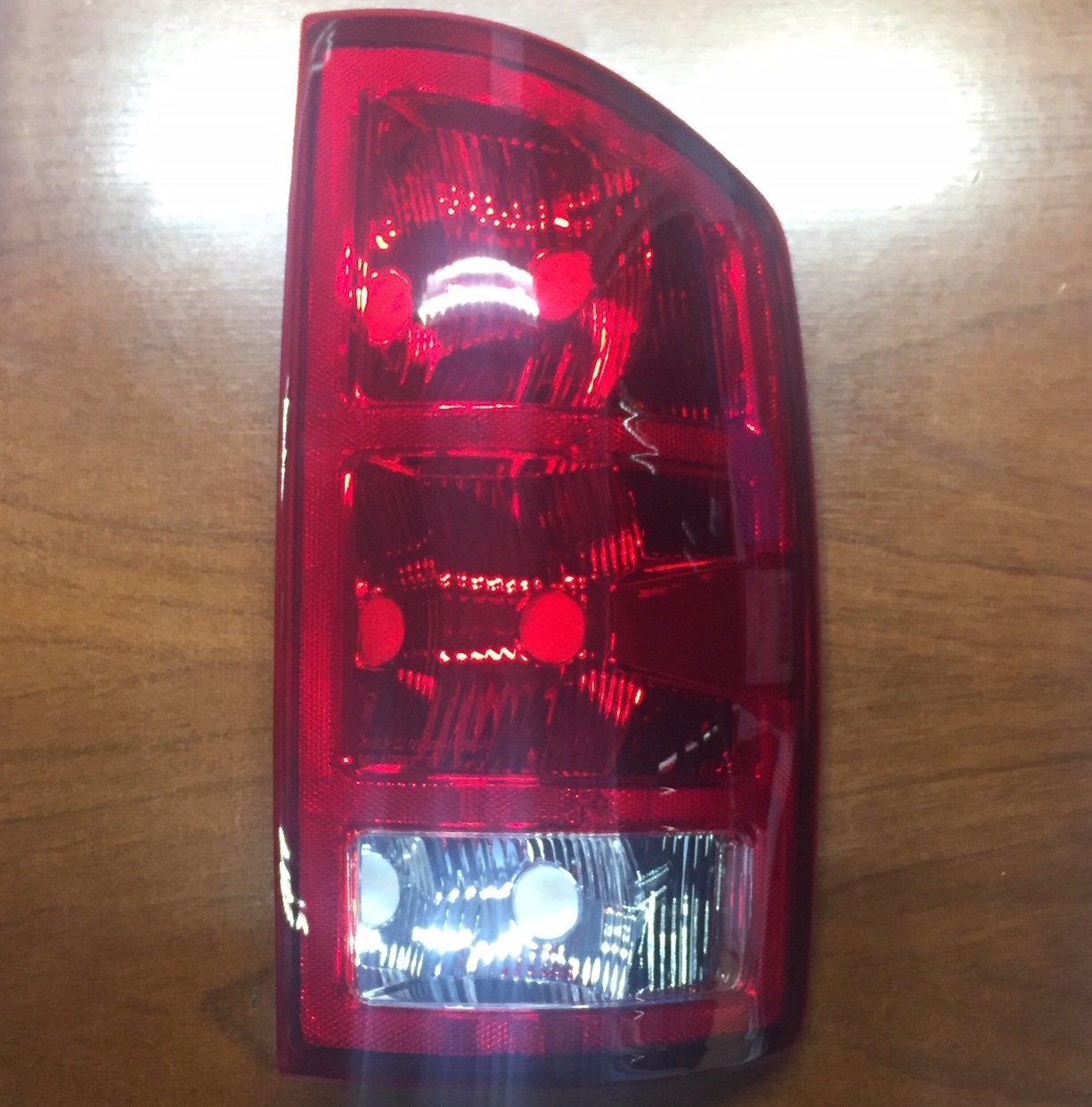 FAROL TRA DER DODGE RAM 06 DEPO