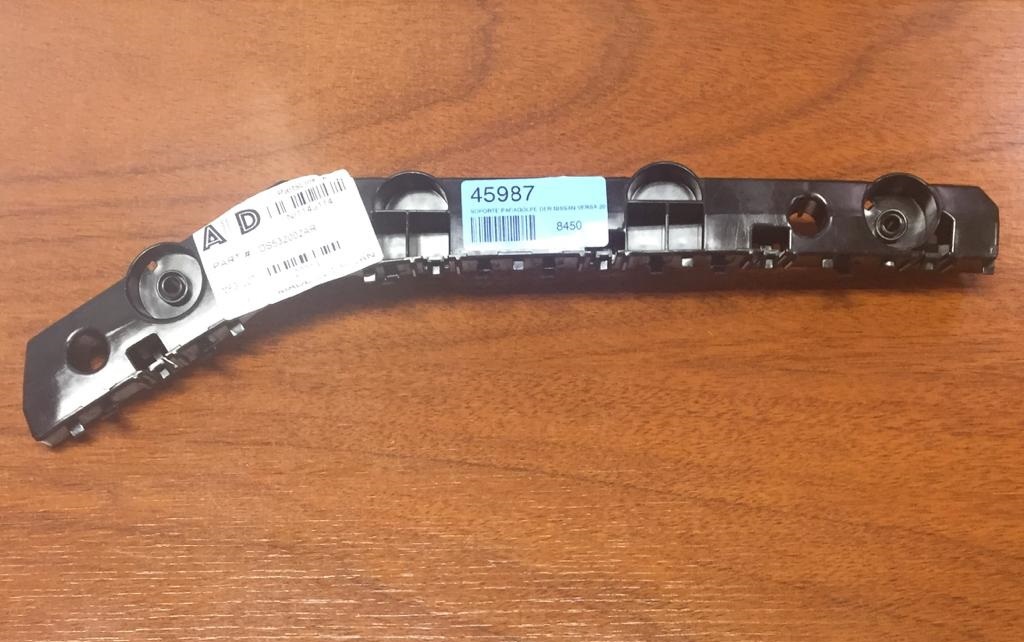 SOPORTE PARAG TRA DER NISSAN VERSA 2020