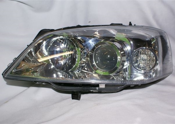 SEMIOPTICA IZQ GM ASTRA 04 WUHUA