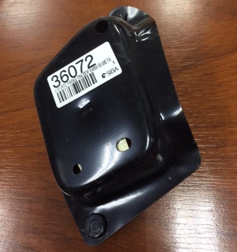 SOPORTE PARAG TRA DER TOYOTA YARIS 00 (METAL)