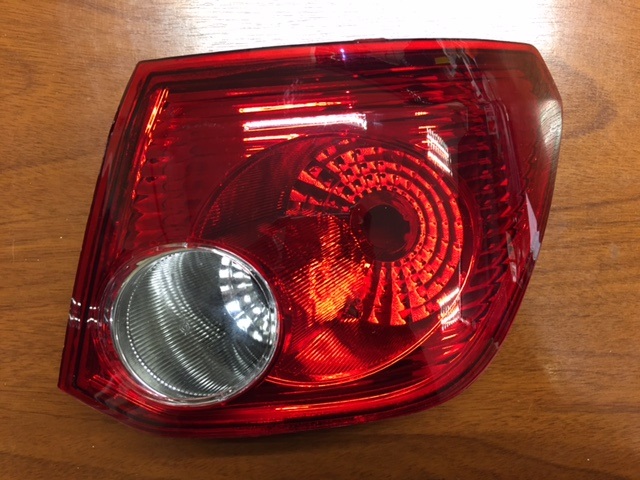 FAROL TRA DER FAW VITA (HATCHBACK)