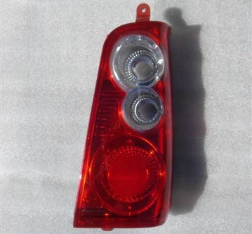 FAROL TRA DER FAW 08 (FURGON)