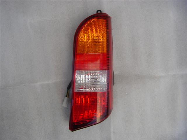 FAROL TRA DER DFM 08 (FURGON)