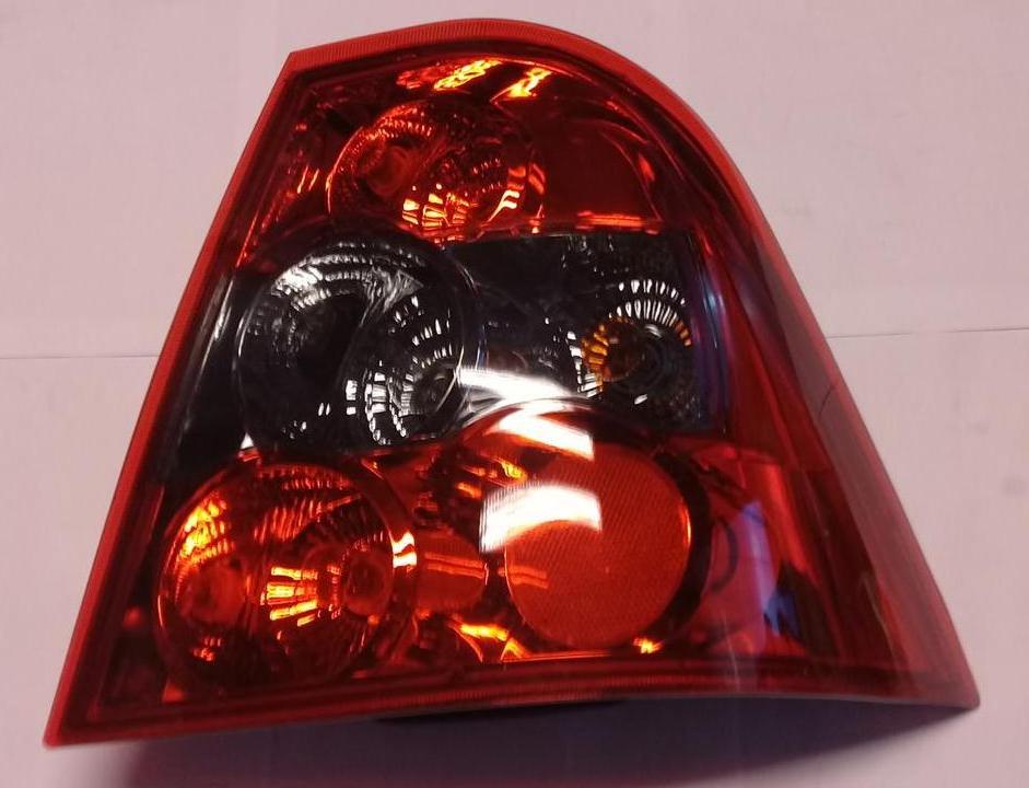 FAROL TRA DER GEELY CK 1-2