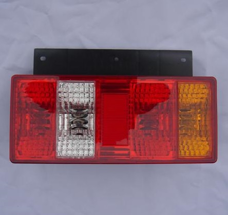 FAROL TRA DER EFFA CAMION