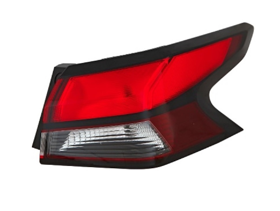 FAROL TRA DER NISSAN VERSA 20-23