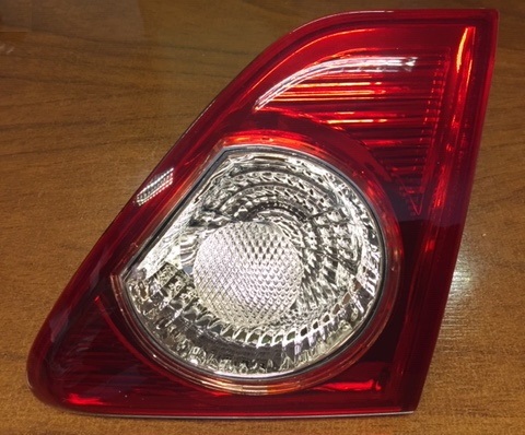 FAROL VALIJA DER TOYOTA COROLLA 08 DEPO