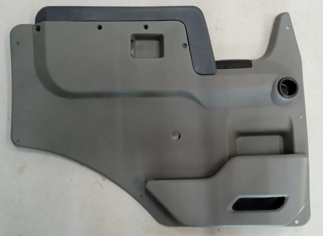 TAPIZADO PUERTA IZQ SINOTRUK HOWO