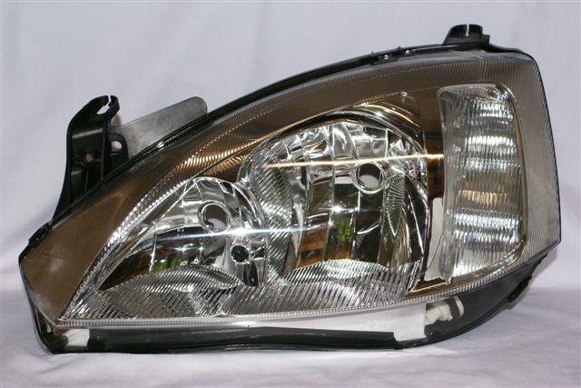 SEMIOPTICA IZQ GM CORSA II 03 RAYADA (CRO)