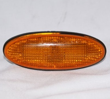 FAROL GUARDABARRO MAZDA 323F-B2500-2900 95