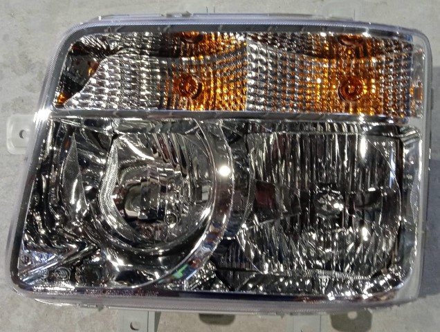 SEMIOPTICA IZQ HYUNDAI HD170 ORIGINAL
