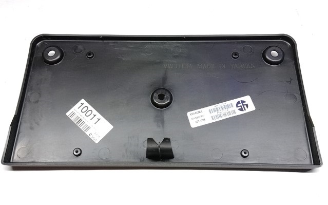 SOPORTE MATRICULA DEL VW VENTO 11