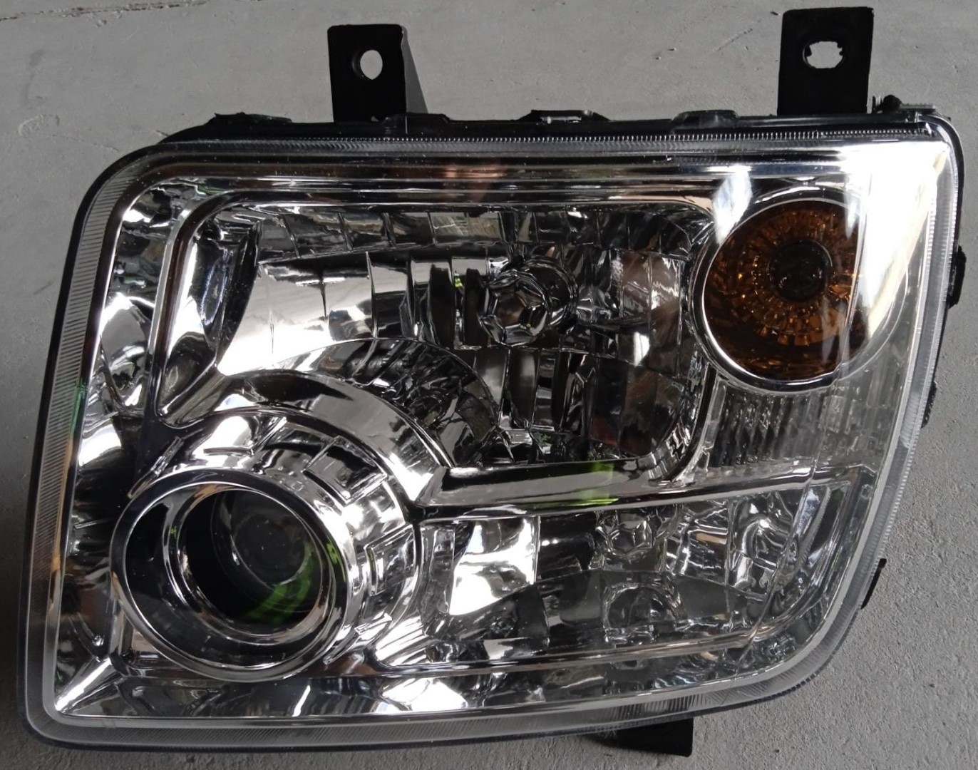 SEMIOPTICA IZQ FOTON AUMAN TX 3234