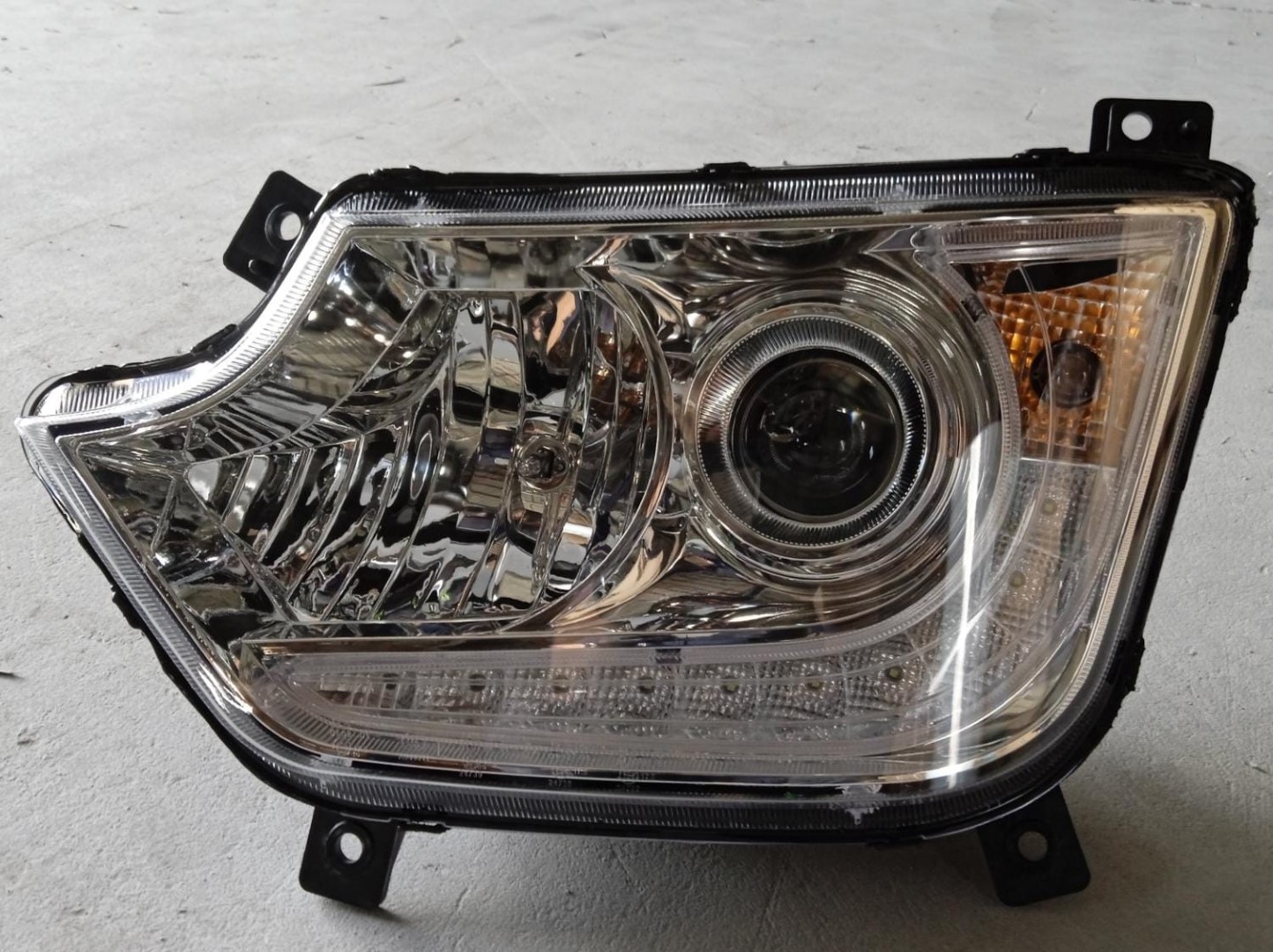 SEMIOPTICA IZQ FOTON AUMAN BJ-1226 245