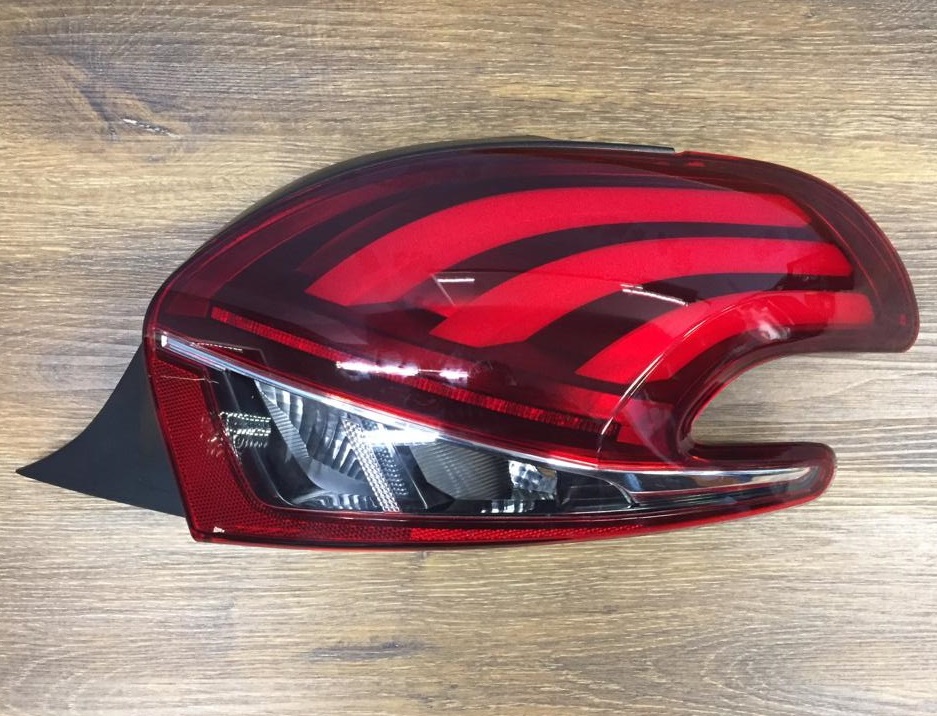 FAROL TRA DER PEUGEOT 208 16 DEPO
