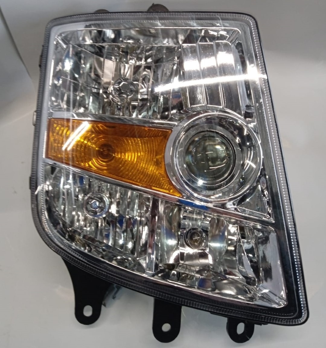 SEMIOPTICA DER FOTON AUMAN ETX