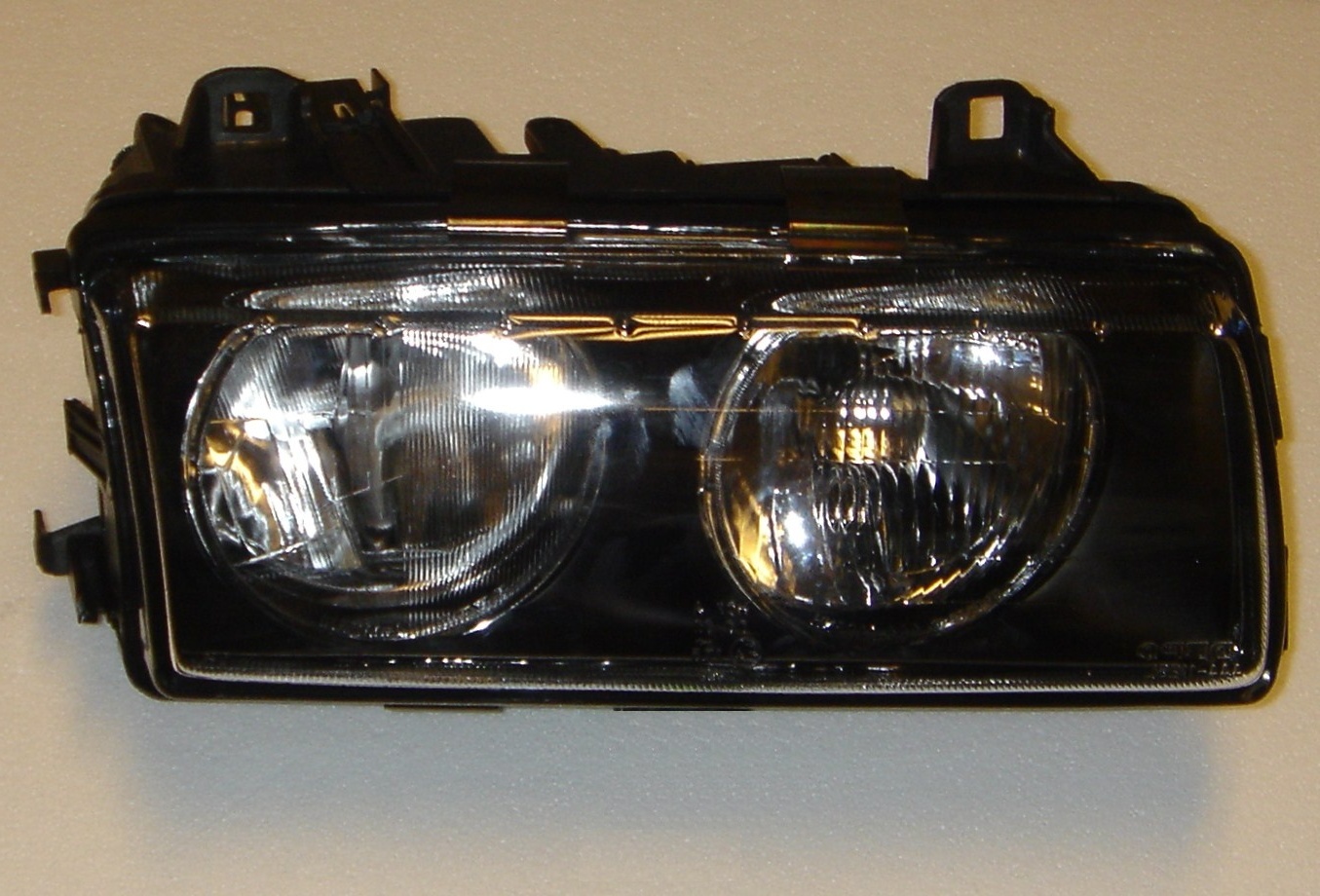 SEMIOPTICA DER BMW E36 95 (H7) DEPO