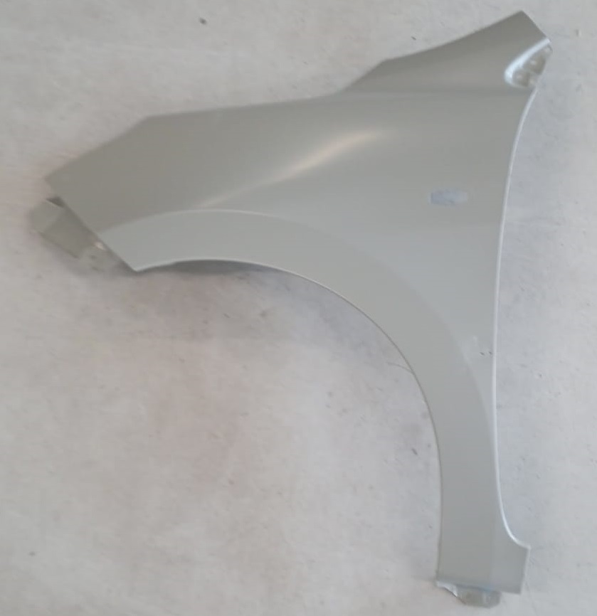 GUARDABARRO IZQ SUZUKI CELERIO 15 ORIGINAL