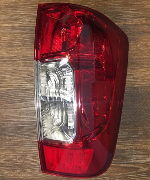 FAROL TRA DER NISSAN FRONTIER NP300 16 DEPO