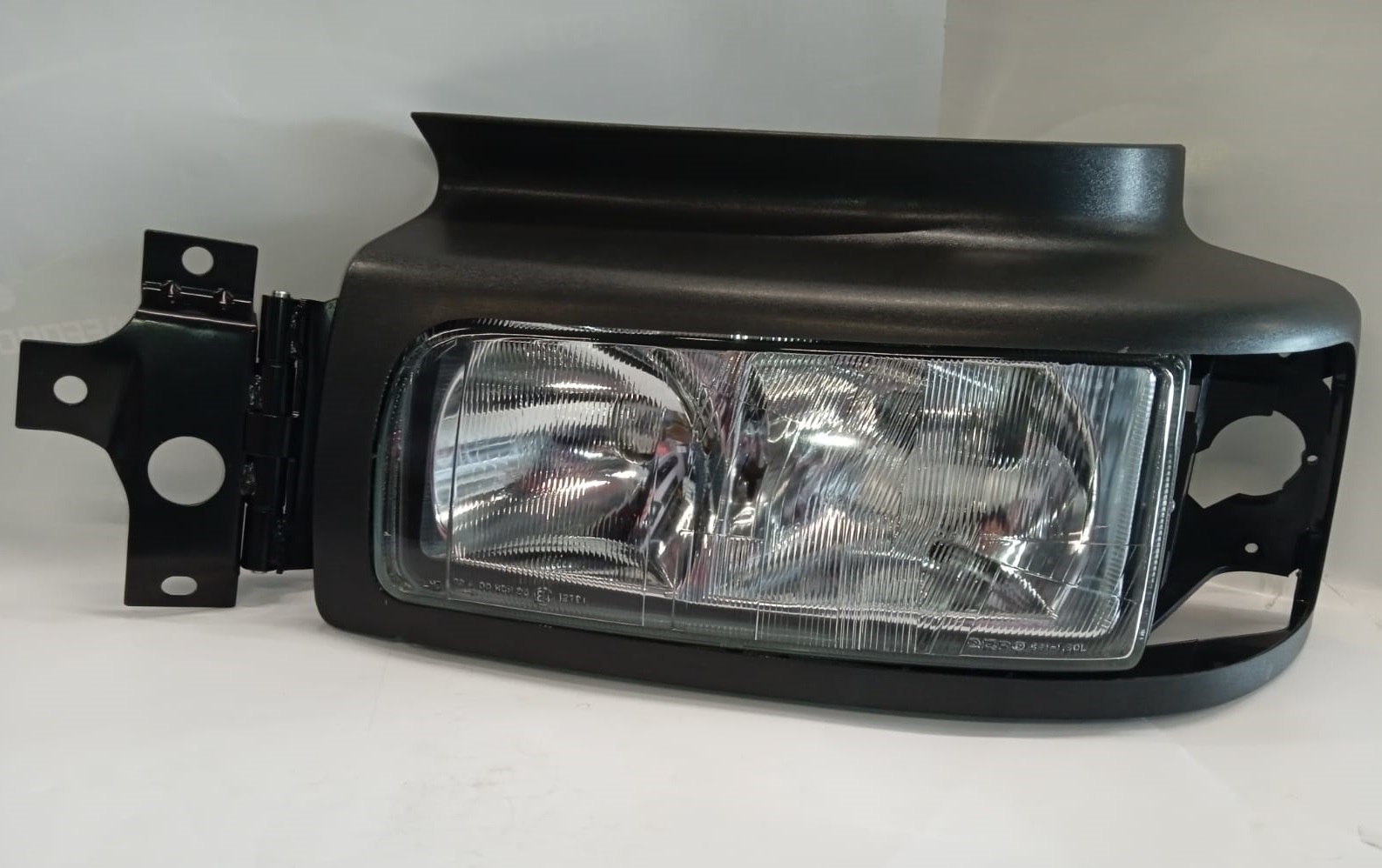 SEMIOPTICA IZQ RENAULT MIDLUM 300 DXI MANUAL DEPO