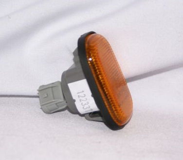 FAROL GUARDABARRO TOYOTA COROLLA-RAV 4 (AMB) DEPO