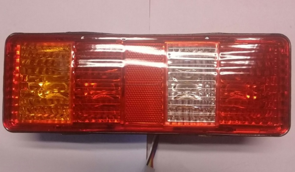 FAROL TRA DER DFM 08 (PICK UP)