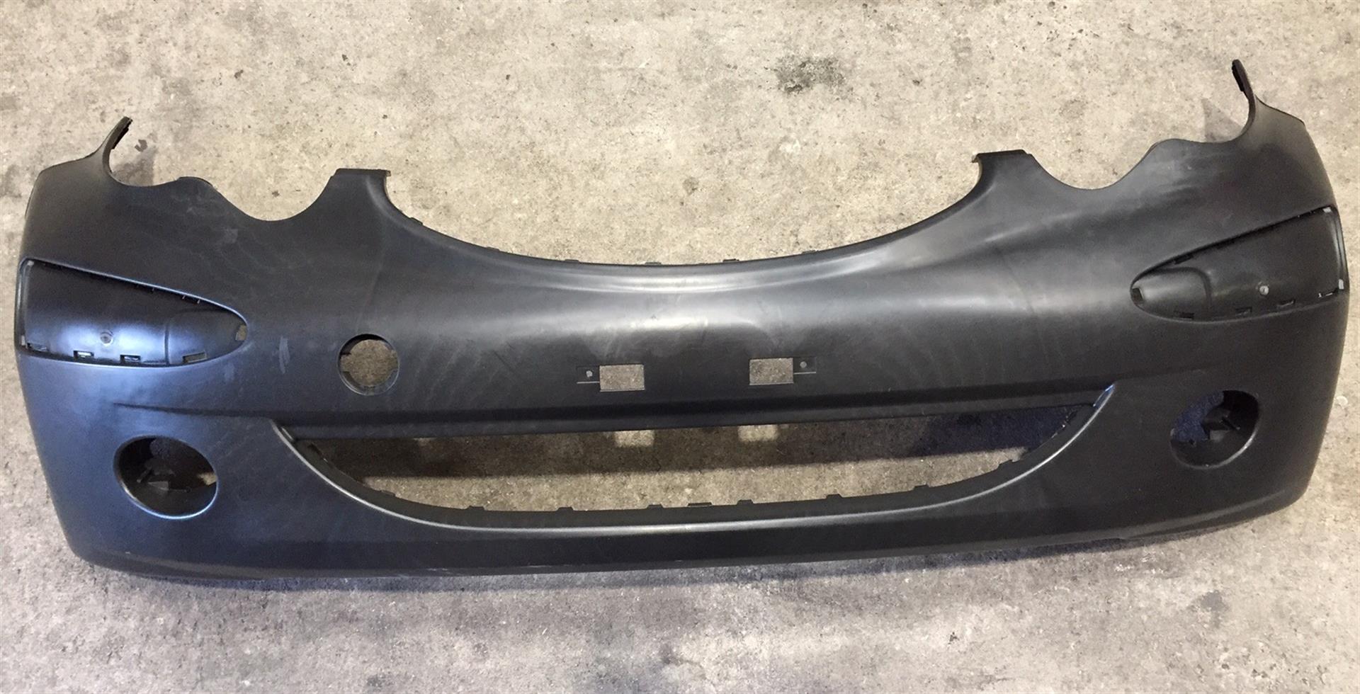 PARAGOLPE DEL BYD F0