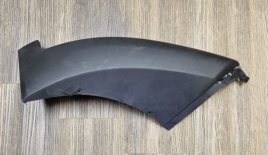 MOLDURA PARAG DEL DER JETOUR X70