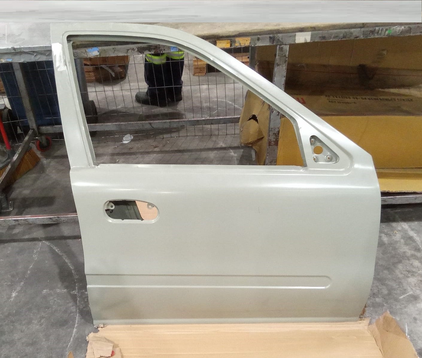 PUERTA DEL DER GEELY CK (CON BAGUETA)
