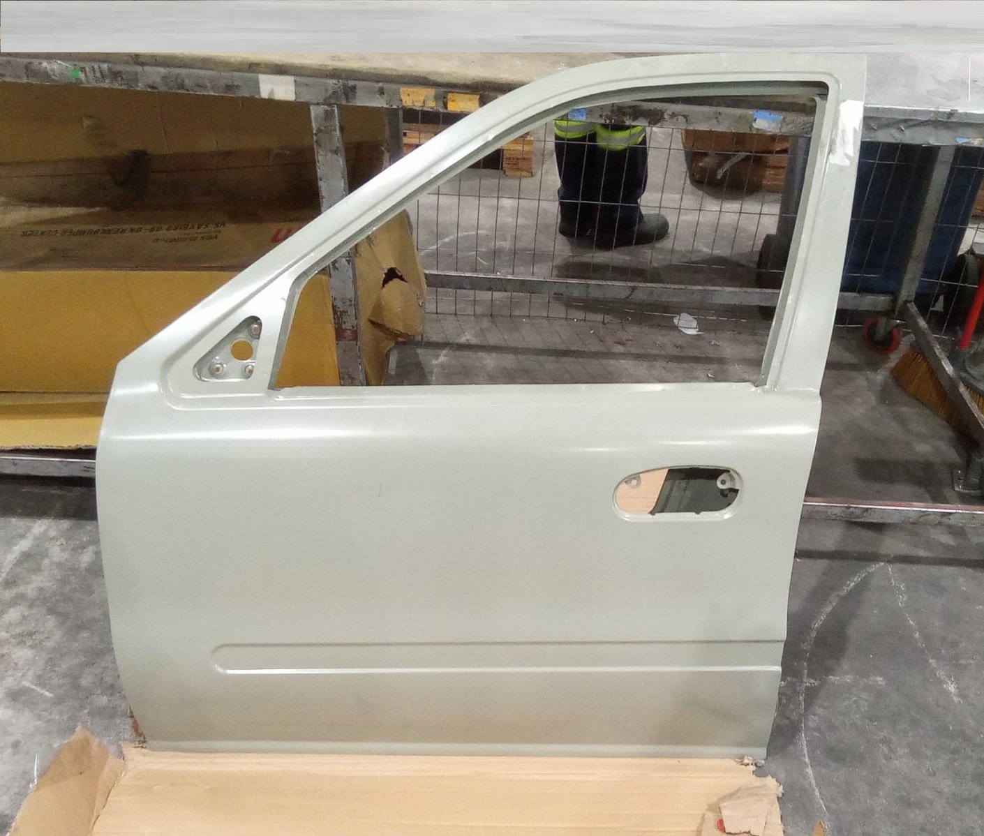 PUERTA DEL IZQ GEELY CK (CON BAGUETA)