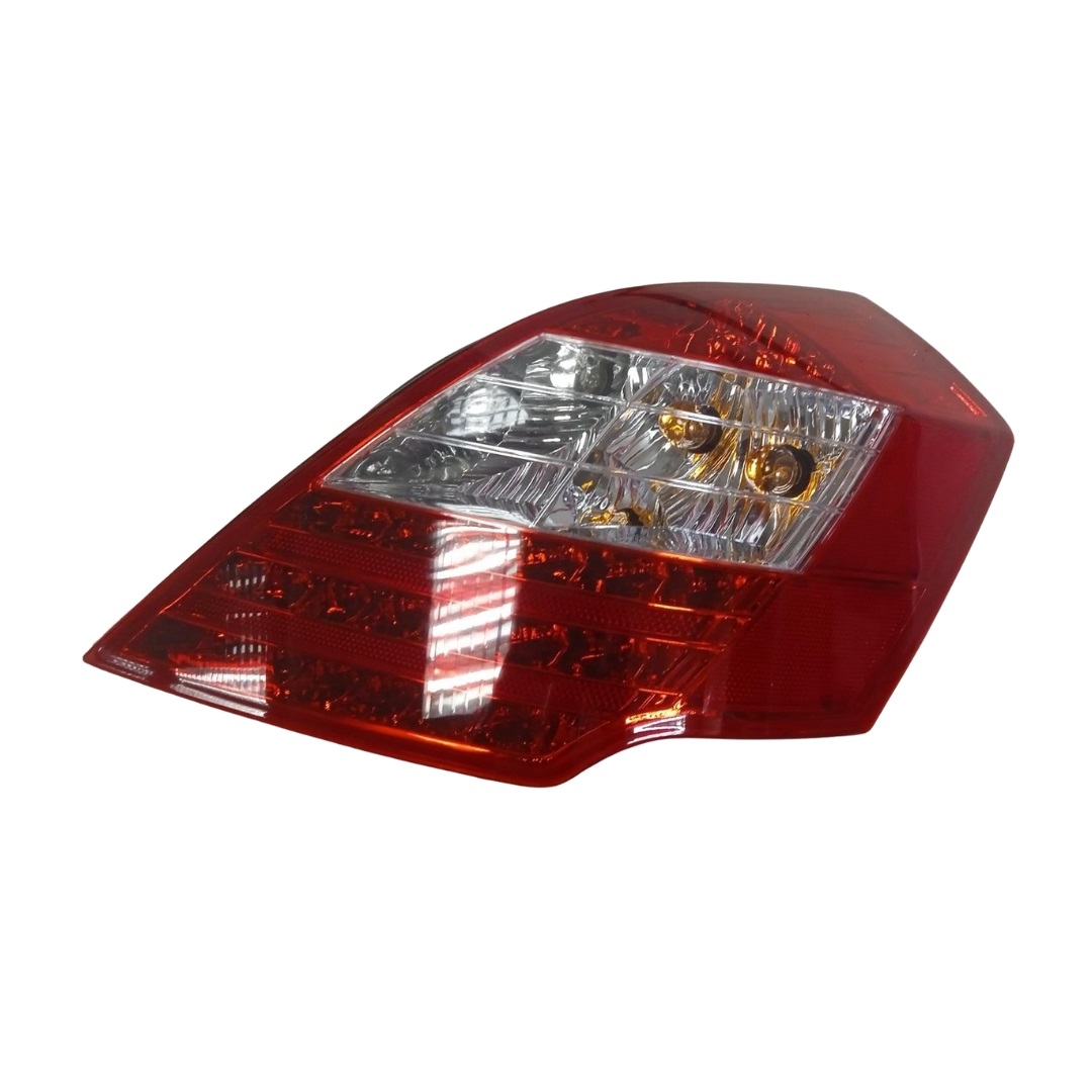 FAROL TRA DER GEELY EMGRAND 718 11 (SEDAN)