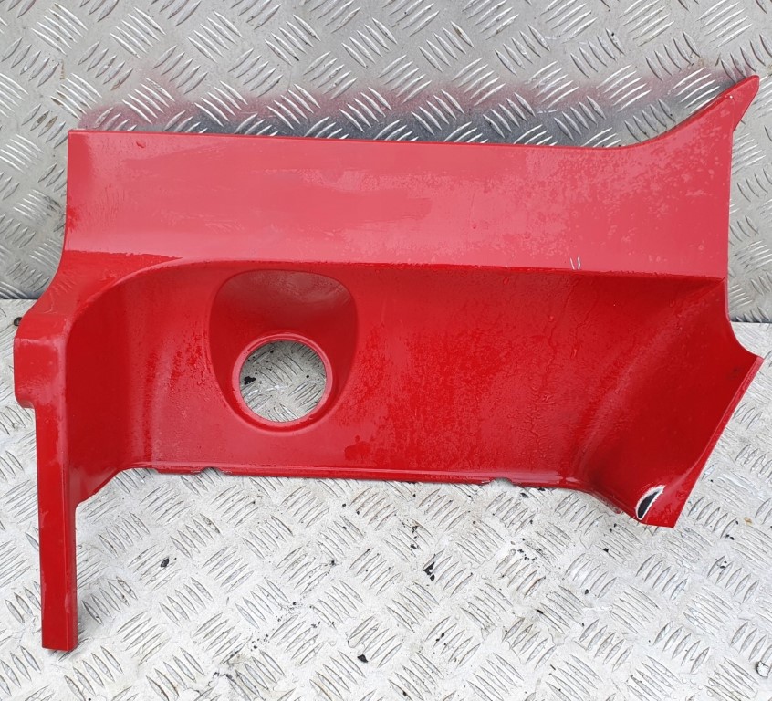 MOLDURA SUPERIOR ESTRIBO IZQ SCANIA SERIE 5-6