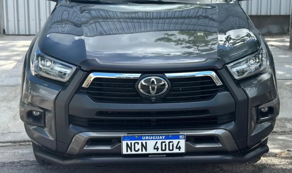 PARAGOLPE DEL TOYOTA HILUX 22 CONQUEST