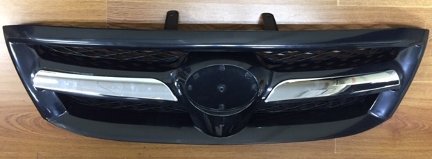 CARETA TOYOTA HILUX 2004-2007 NEGRA C/MOLD CRO