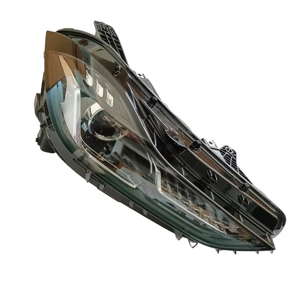 SEMIOPTICA DER JETOUR X70 PLUS